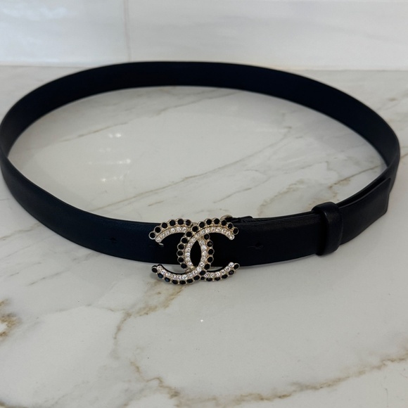 Chanel Interlocking Logo Belt - Picture 3 of 4